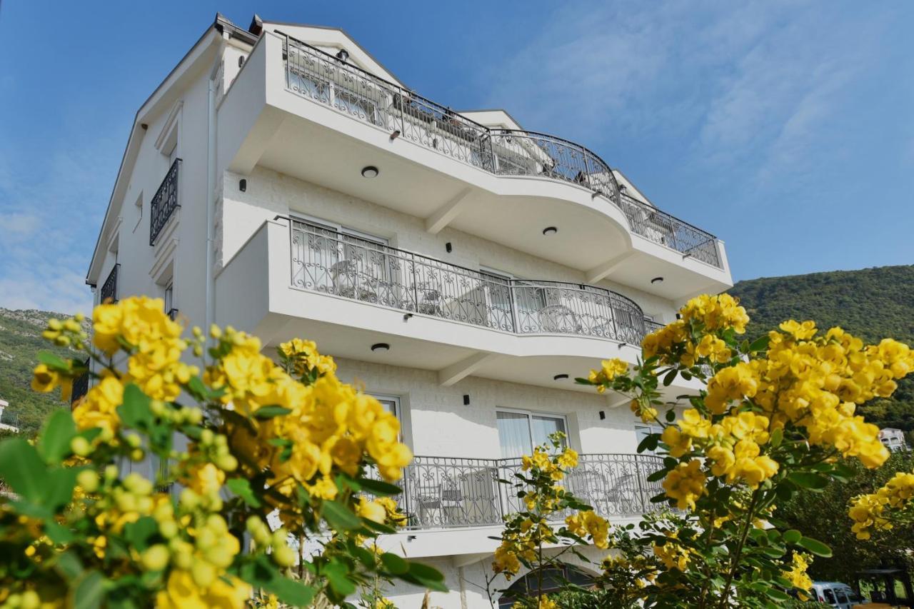 Villa Julia Baosic Exterior photo