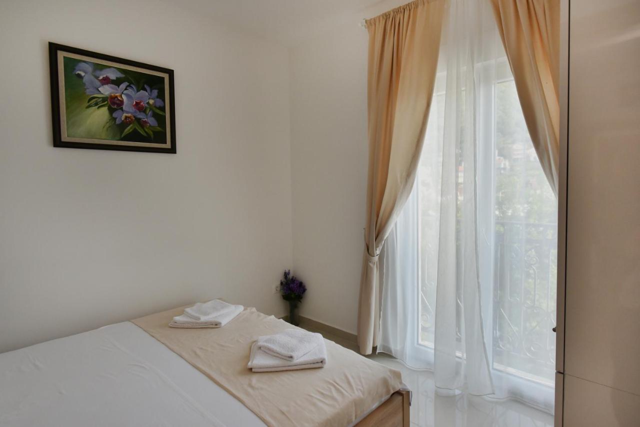 Villa Julia Baosic Exterior photo
